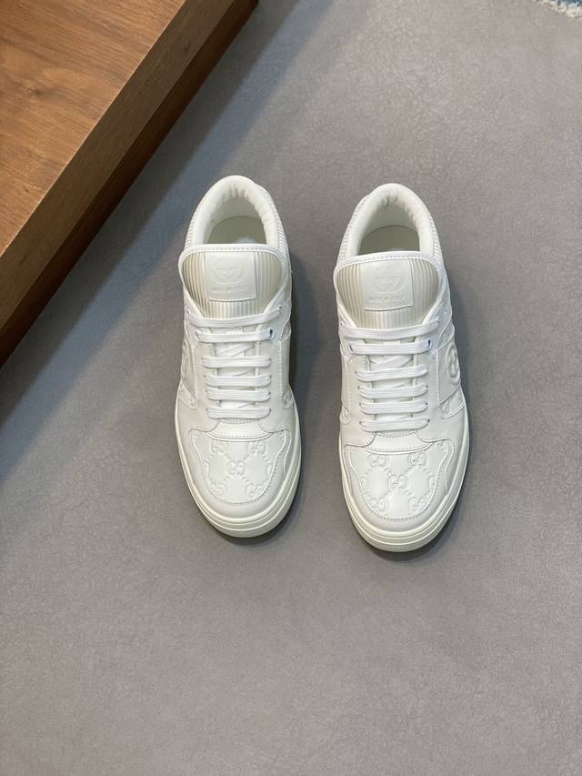 Gucci - High quality original - Upper: Nappa calf leather, Lychee grain calf leather, computer embroidery brand totem - Inner: Water dyed calf leather - outsole: Ultra light TPU rubber; Two tone molded outsole - Ultra high quality control workmanship