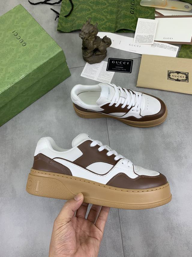 Factory price, real price, top of the line Gucci 24SS counter, latest couple style, thick soled Gucci white shoes, purchasing level Gucci's latest lightweight thick soled white shoes! Top tier chip version! Do you have the same feeling of 