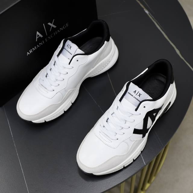 Brand: Armani ARM NI Standard Code: 38-44 45 Customized Grade: Same as on official website Material: Original cowhide fabric Comfortable and breathable inside lightweight and wear-resistant outsole Style Category: Men's fashionable casual shoes Runni