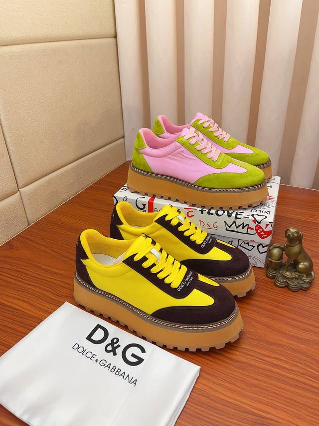 Actual price: Dolce&Gabbana DG original imported top layer cowhide and sheepskin lining, lightweight, comfortable, versatile on the feet, original special supply outsole highly favored by trendy men, welcome to compare exquisite and luxurious quality