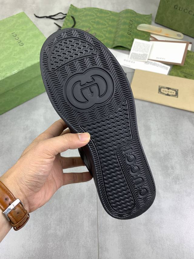Factory price, real price, top of the line Gucci 24SS counter, latest couple style, thick soled Gucci white shoes, purchasing level Gucci's latest lightweight thick soled white shoes! Top tier chip version! Do you have the same feeling of 